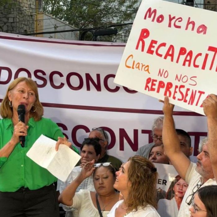 Tatiana Clouthier exige a Morena retirar a Clara Luz Flores de la coordinación en Nuevo León