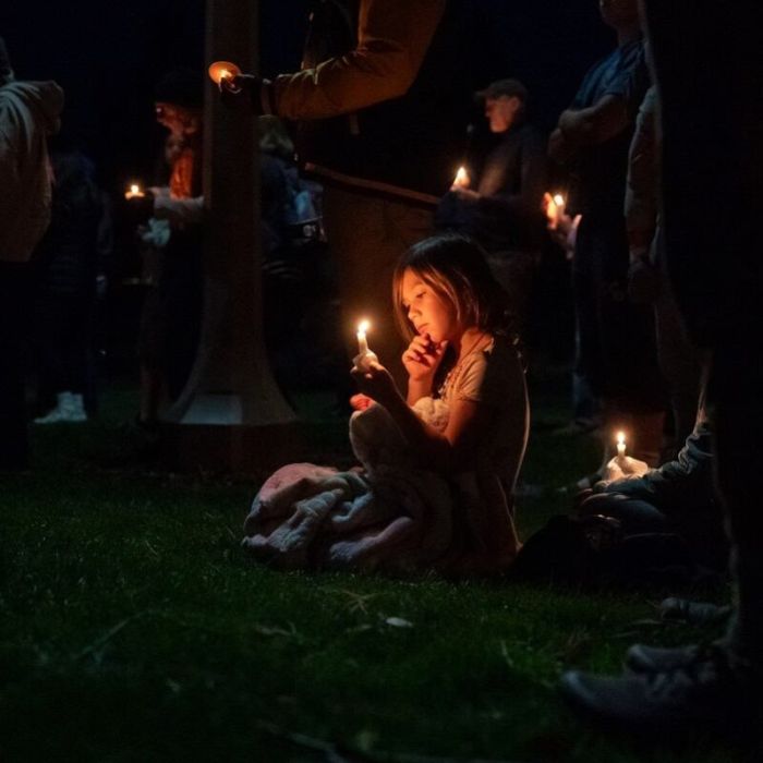 Tiroteo en escuela primaria de Oregón deja tres niños y un maestro muertos