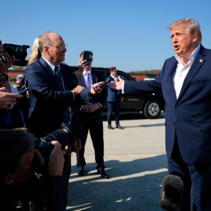 Trump afirma que EU recibirá un millón de barriles de petróleo venezolano en Texas