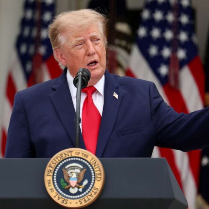 Trump descarta armas nucleares y tropas terrestres en Irán, pero no cierra la puerta a usar la MOAB
