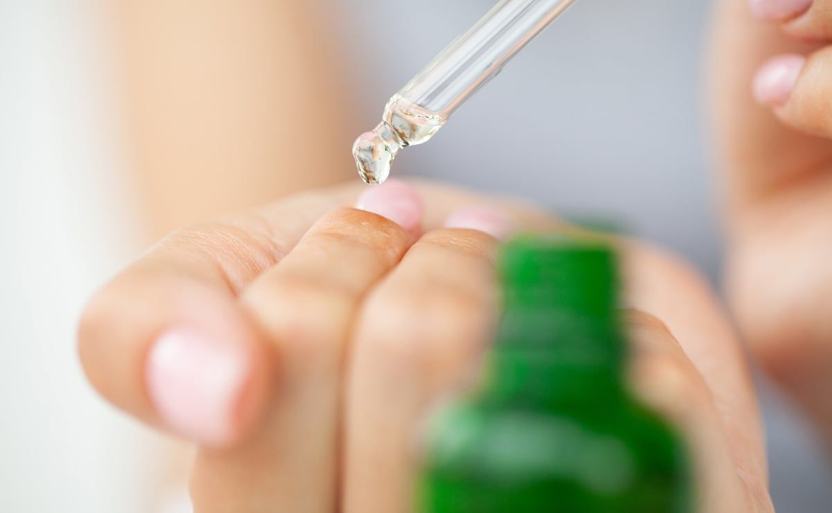 como-fortalecer-las-unas-con-aceite-de-ricino-asi-puedes-incorporarlo-a-tu-rutina