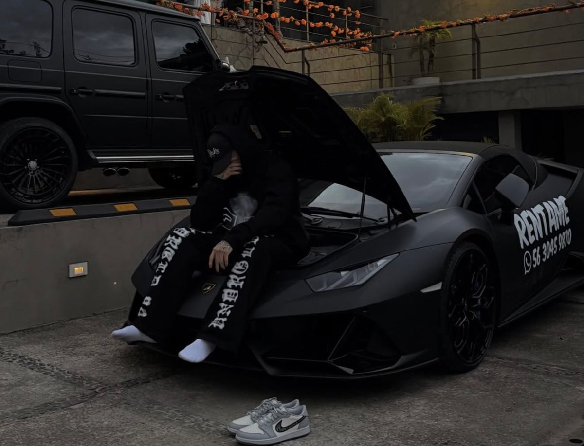 cuanto-cuesta-el-lamborghini-huracan-evo-spyder-de-adriano-zendejas